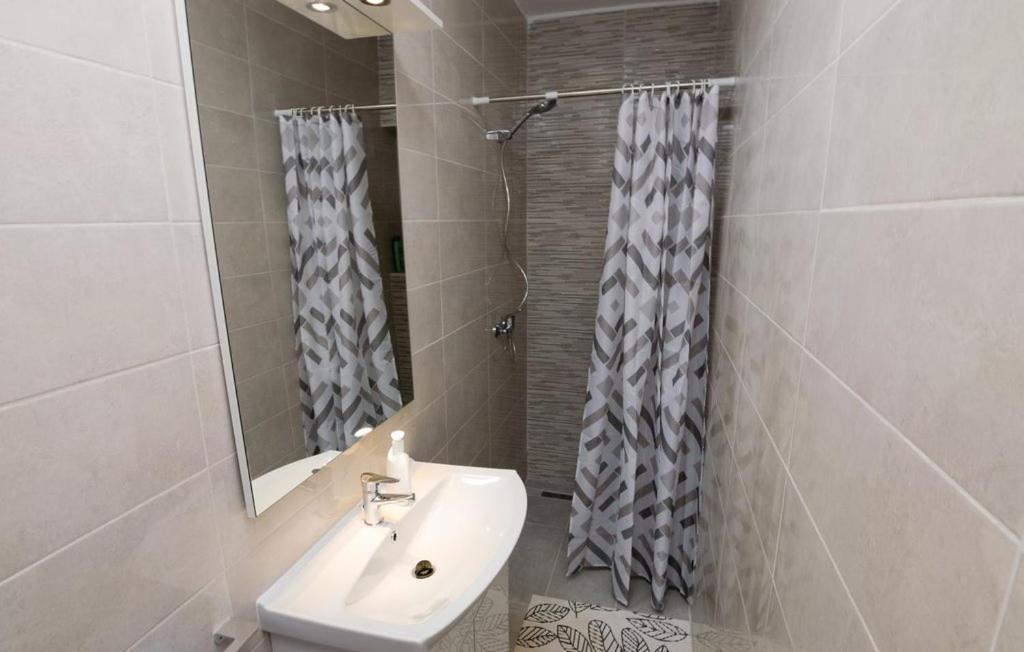 Apartments Devic Sukošan المظهر الخارجي الصورة